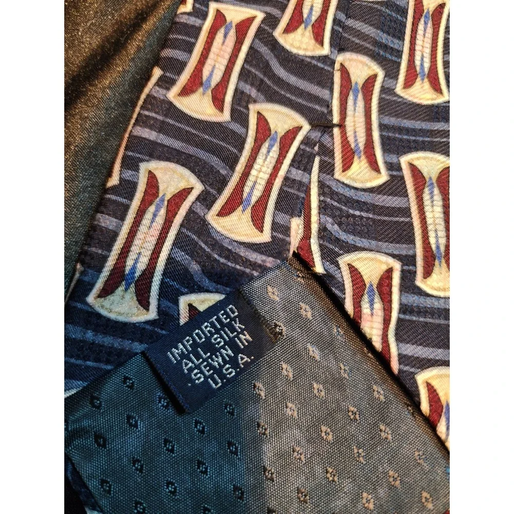 Mens Silk Necktie Blue Burgundy Geometric Hourglass Pattern Formal Business‎ Tie